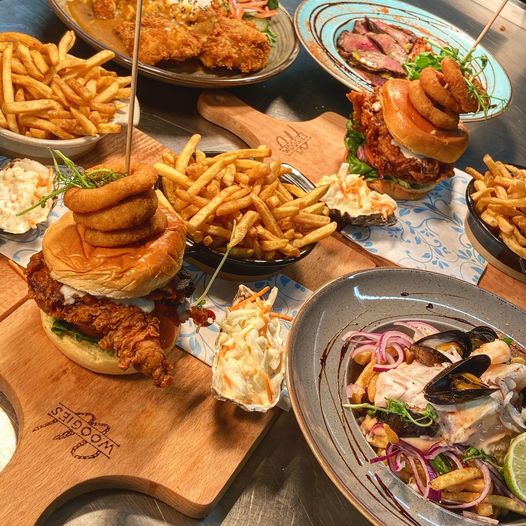 WOOGIES STEAK BURGERS SEAFOOD · Photos 8